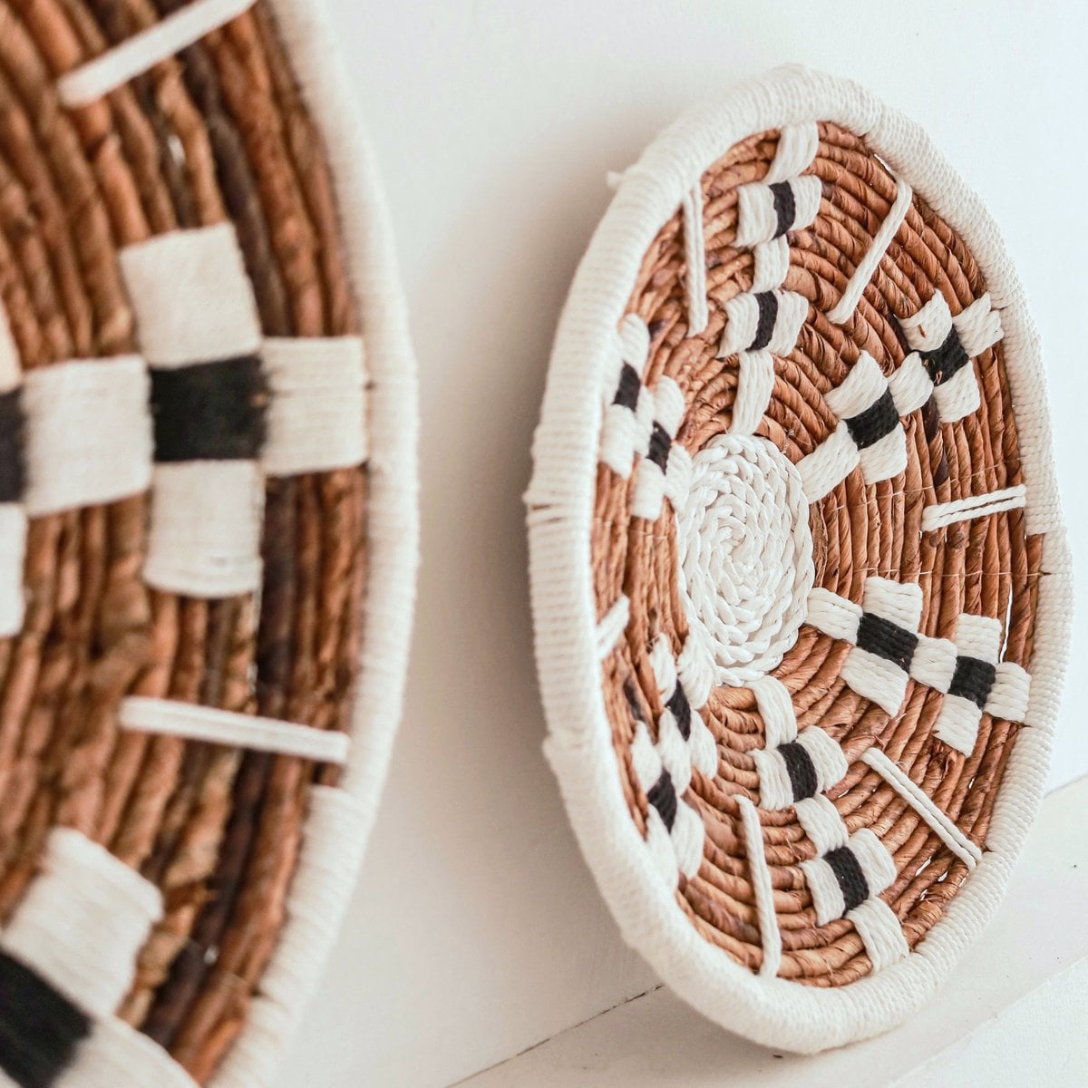 Wall Decor & Bowl TAMAN made of Banana Fiber