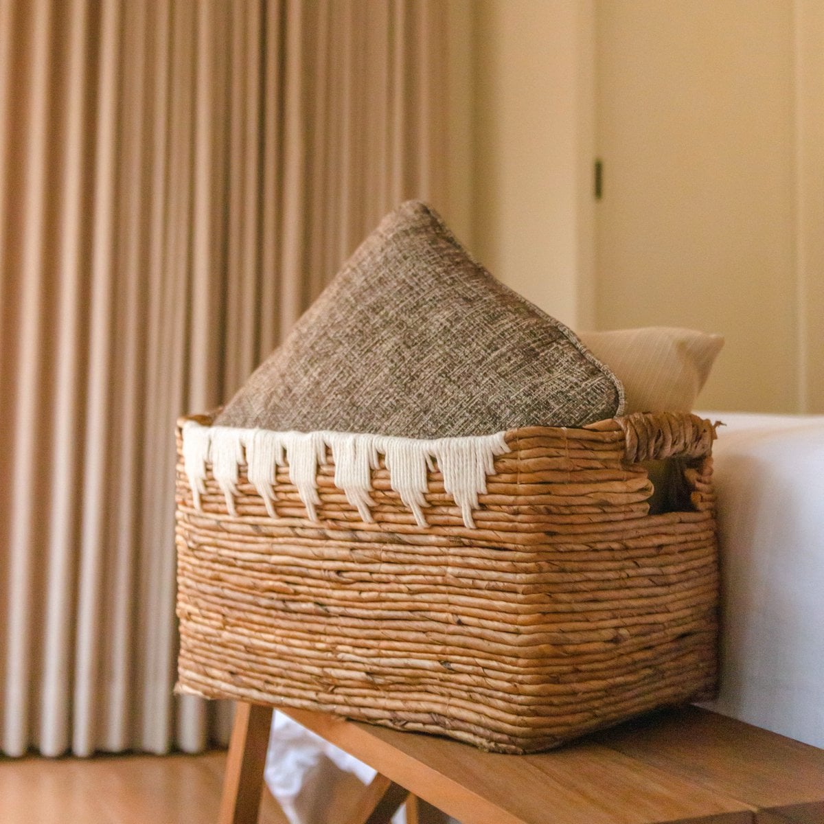 Basket PISANG made of banana fiber