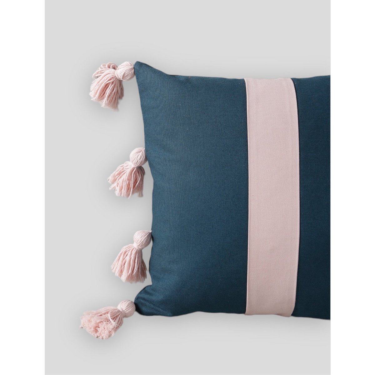 MORWEN Cushion Cover