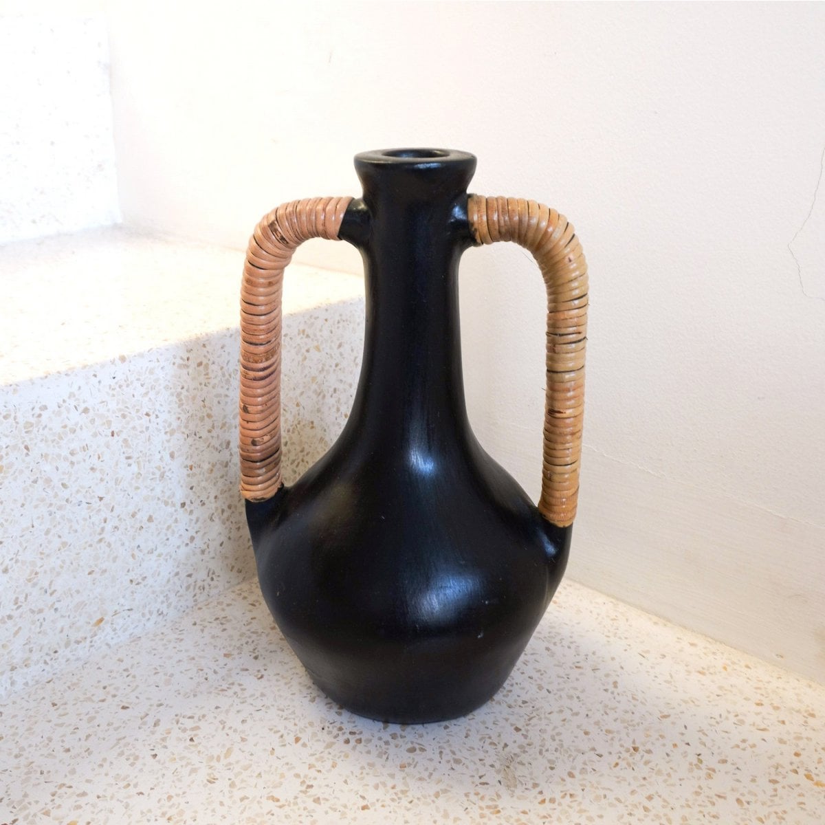 Clay Vase SELAYAR Black