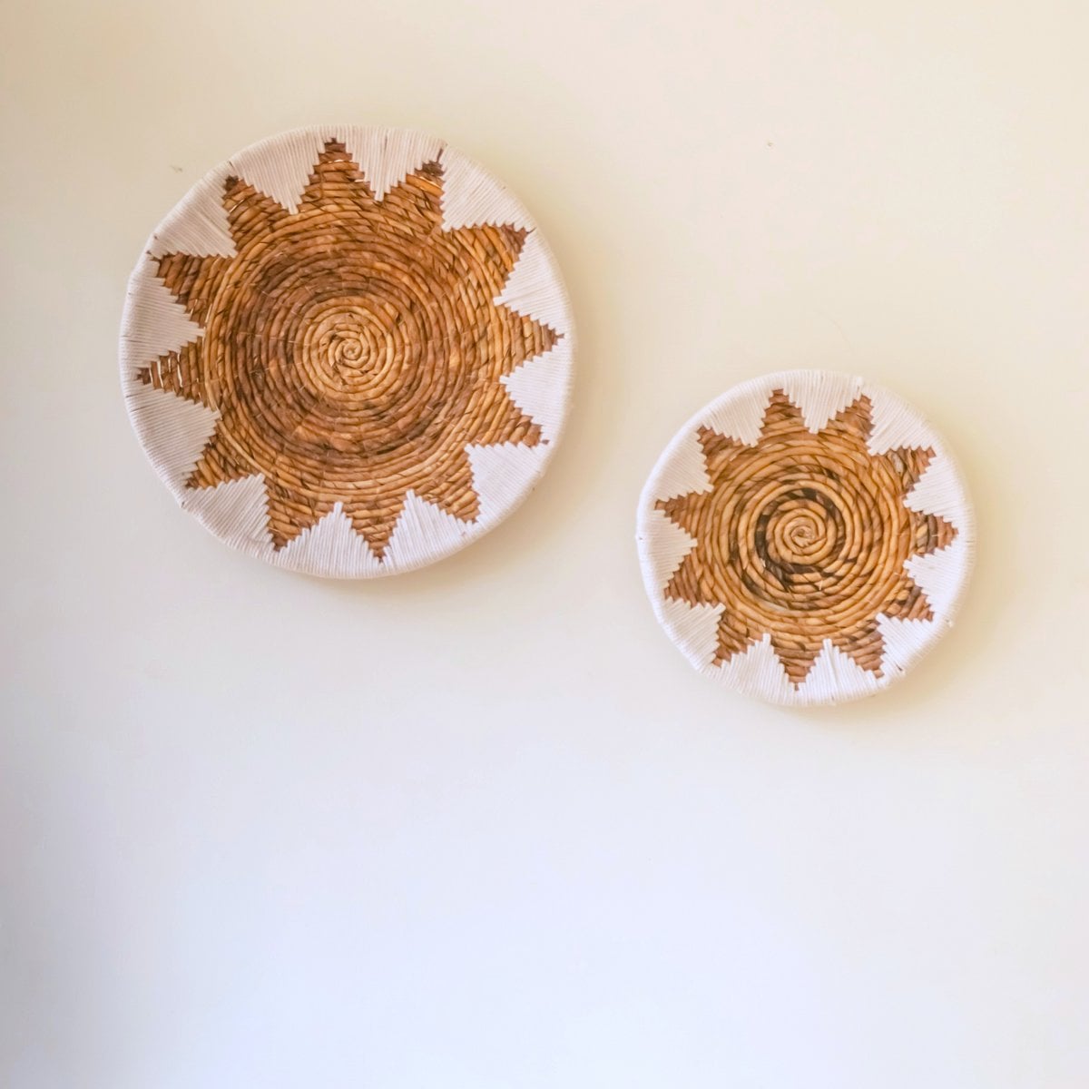 Wanddekor & Schale ADARI