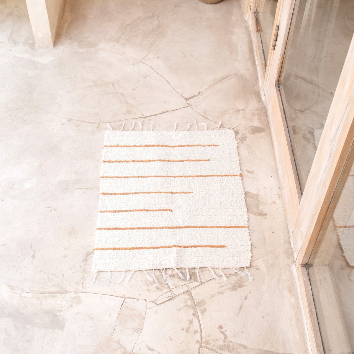 GIANYAR woven rug made of durable cotton