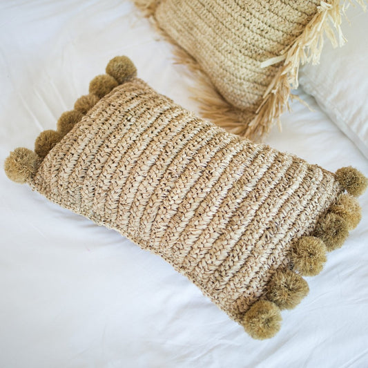 SANUR Bast cushion with pompoms