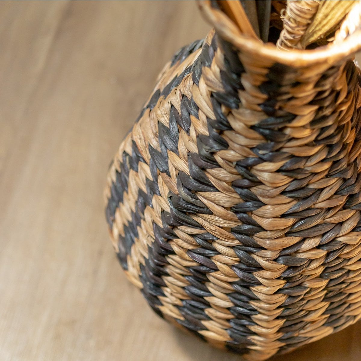 Floor Vase DAYANA Water Hyacinth Natural/Black 50 cm
